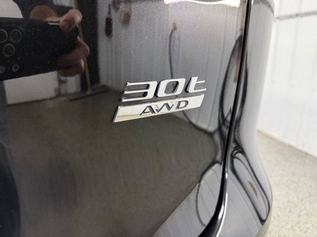 Used 2020 Jaguar F-PACE R-Sport image 34