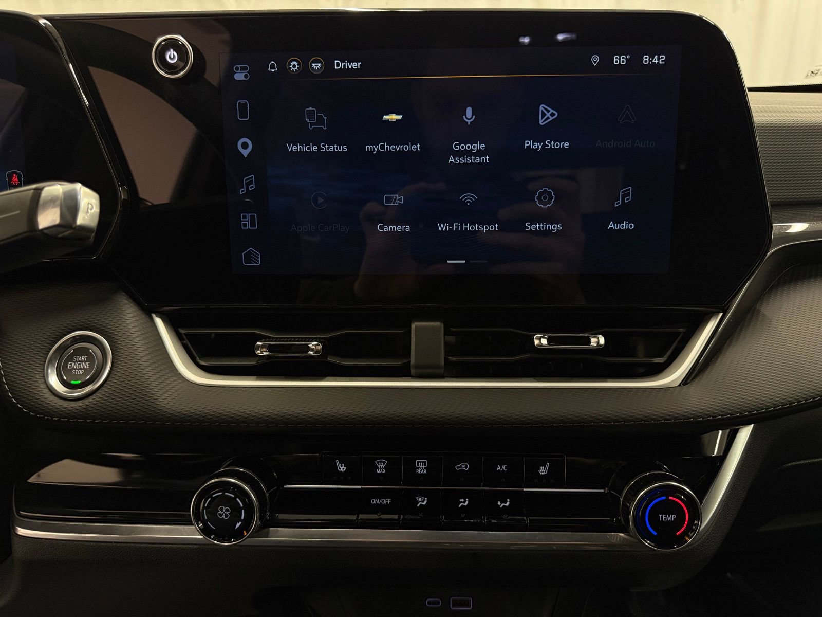 Used 2026 Chevrolet Equinox LT image 14