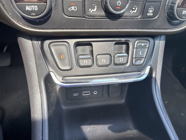 Used 2020 GMC Terrain SLT w/ Preferred Package AWD/4WD image 25