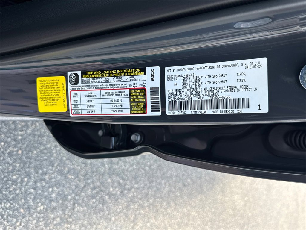 New 2025 Toyota Tacoma TRD Off-Road image 31