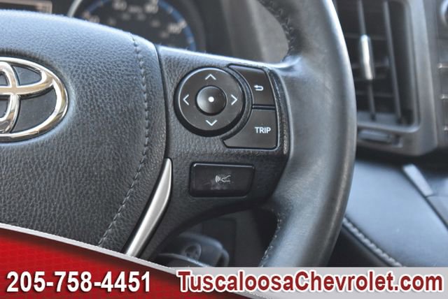 Used 2018 Toyota RAV4 XLE image 27