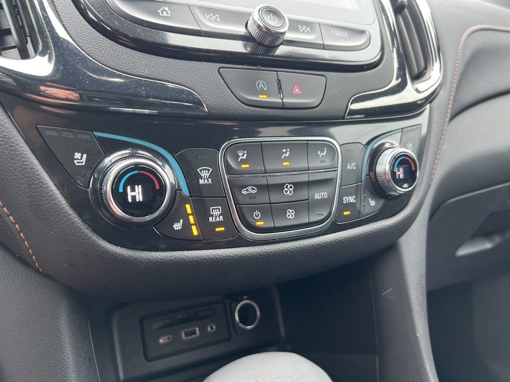 Used 2023 Chevrolet Equinox Premier image 10