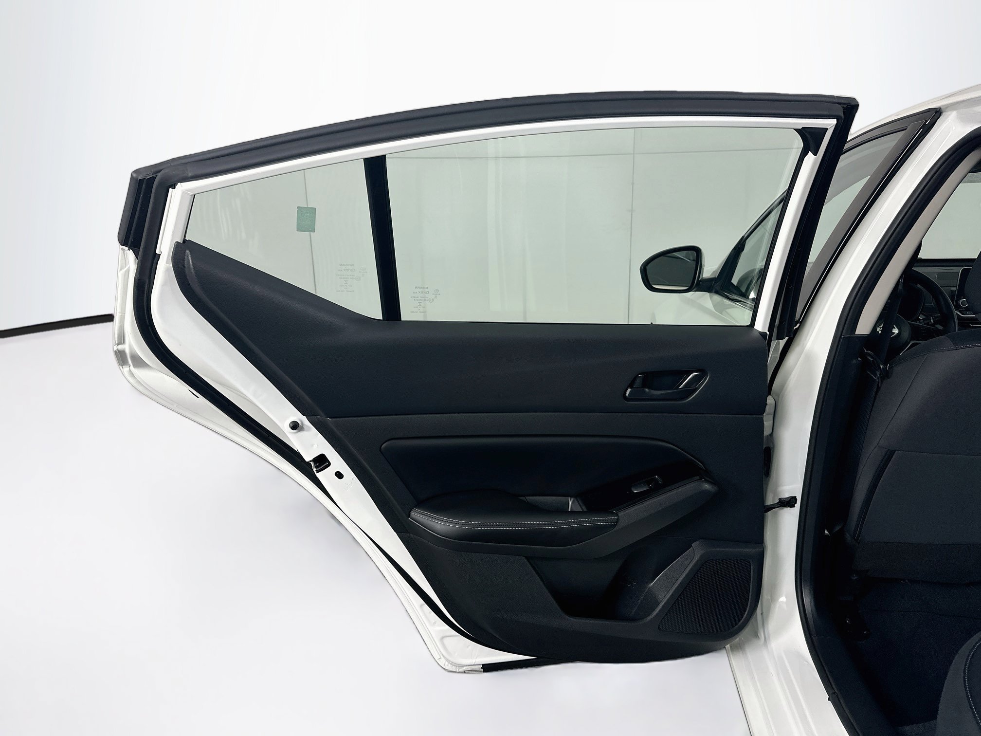 Used 2023 Nissan Altima 2.5 SV FWD image 24