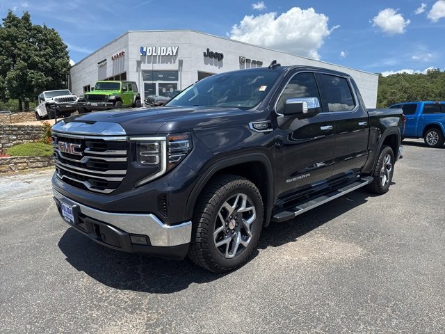 Used 2022 GMC Sierra 1500 SLT w/ SLT Convenience Package