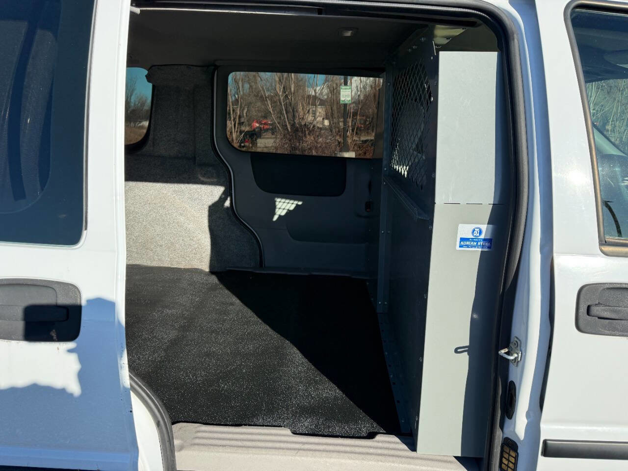 Used 2008 Chevrolet Uplander image 25