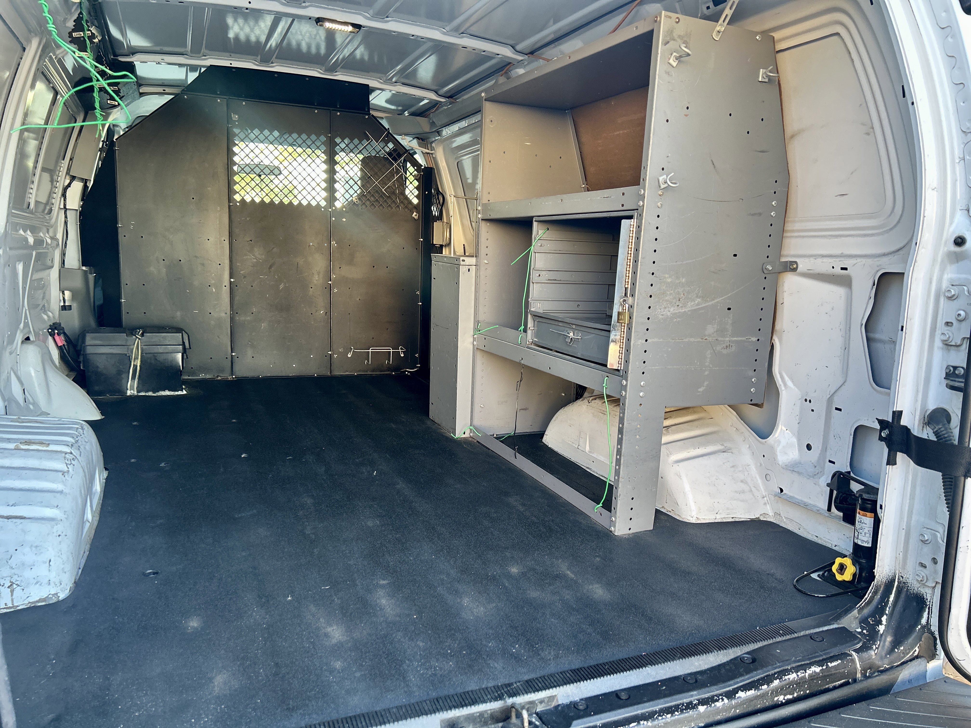 Used 2013 Ford E-150 and Econoline 150 RWD image 15