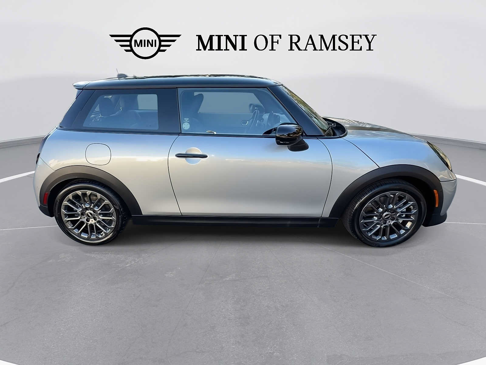 Used 2026 MINI Cooper S FWD image 9