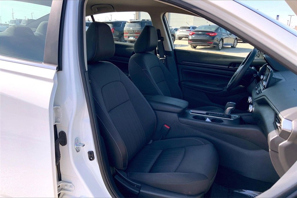 Used 2024 Nissan Altima 2.5 S image 21