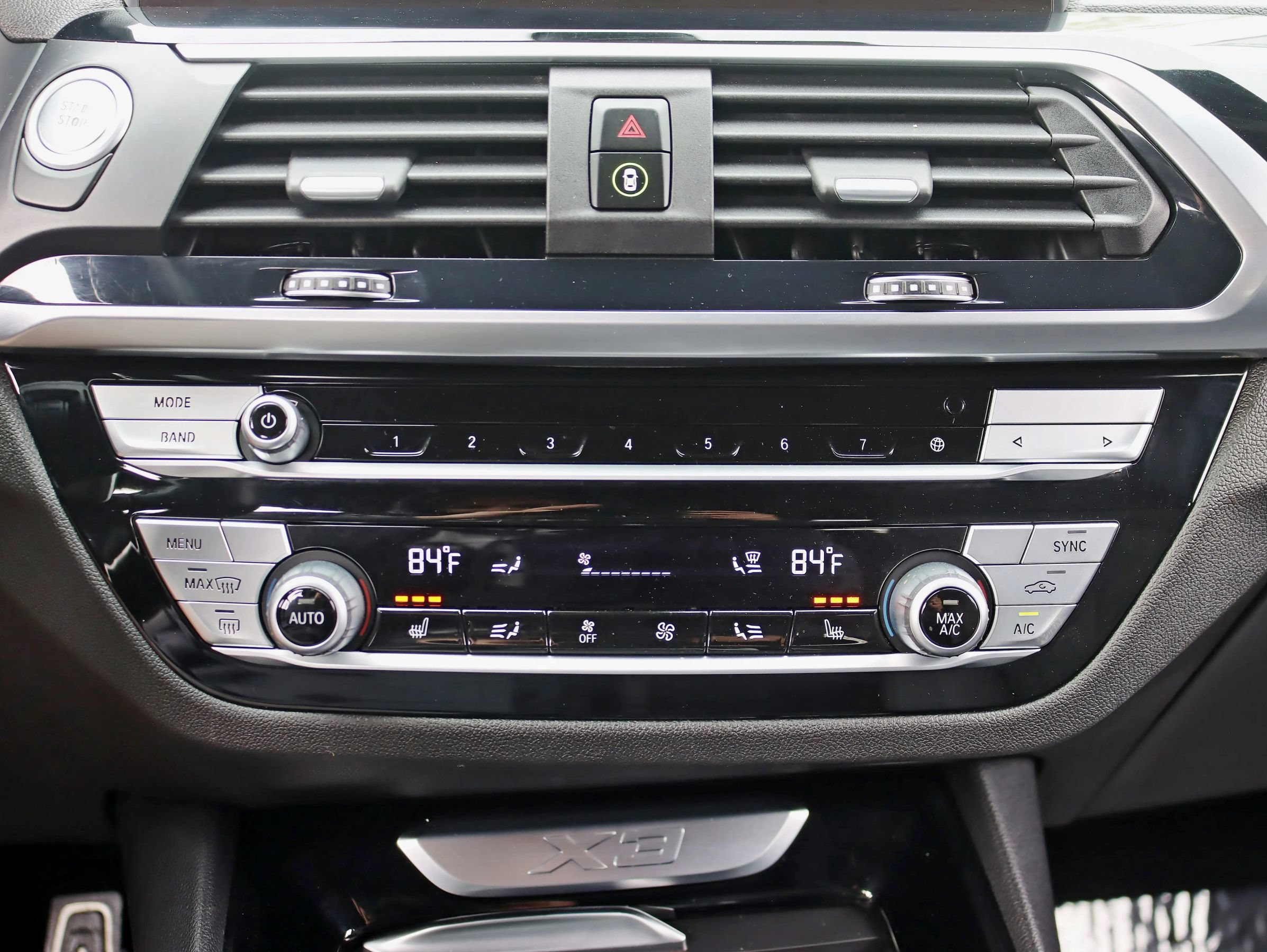 Used 2021 BMW X3 xDrive30e AWD/4WD image 28
