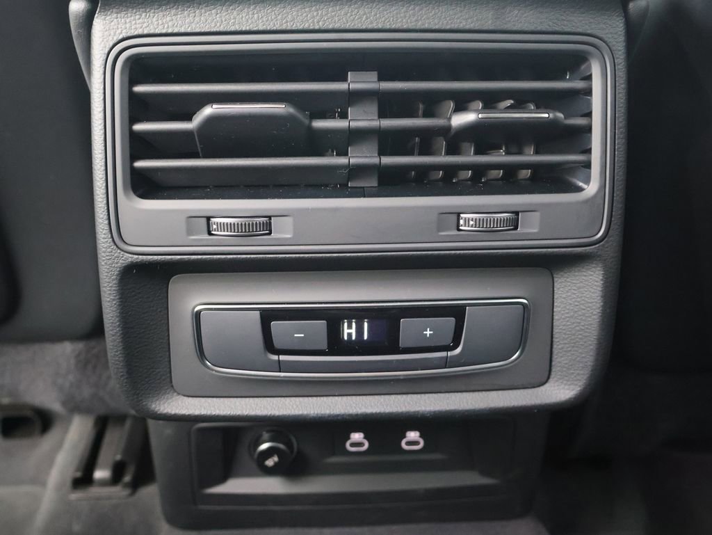 Used 2024 Audi Q7 2.0T Premium Plus image 25