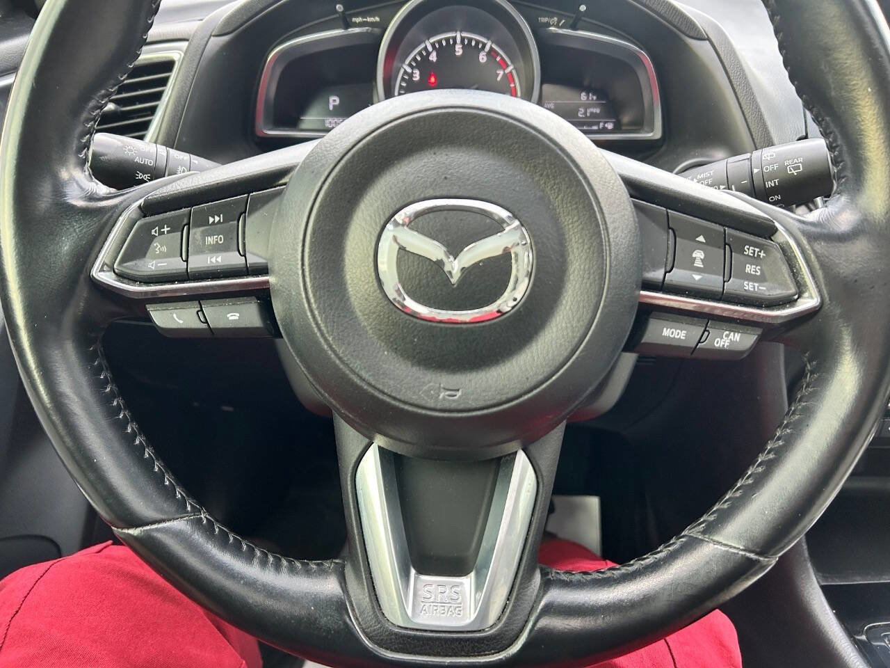 Used 2017 MAZDA MAZDA3 Grand Touring image 18