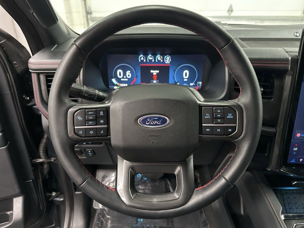 Used 2024 Ford Expedition Limited AWD/4WD image 13