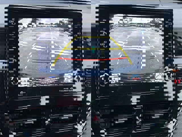 Used 2022 Toyota Camry XSE image 18