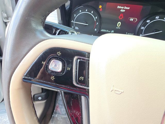 Used 2021 Lincoln Corsair FWD image 19