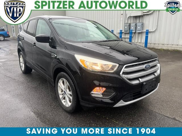 Used 2017 Ford Escape SE AWD/4WD image 1