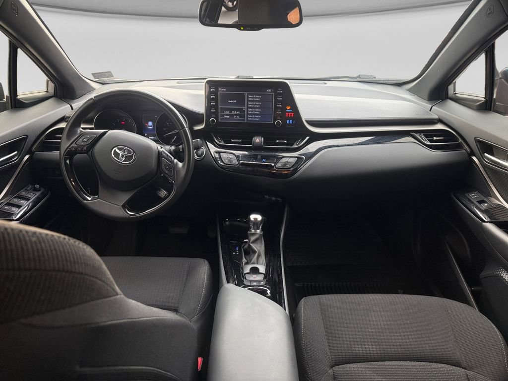Used 2019 Toyota C-HR XLE image 15