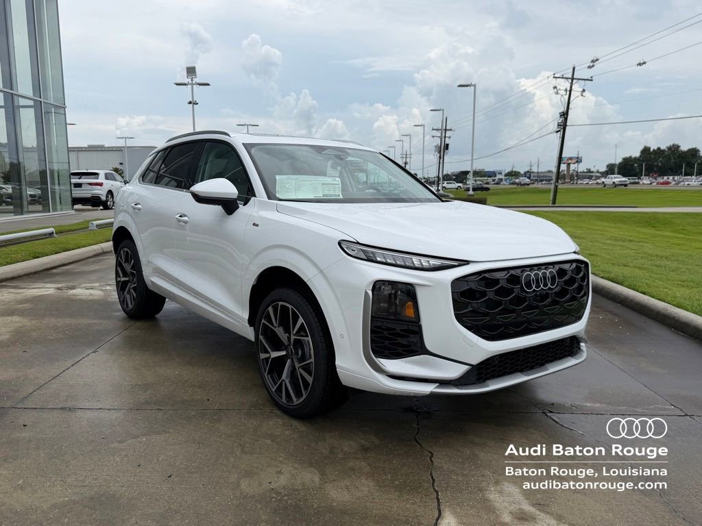 New 2026 Audi Q3 quattro 2.0T AWD/4WD image 3