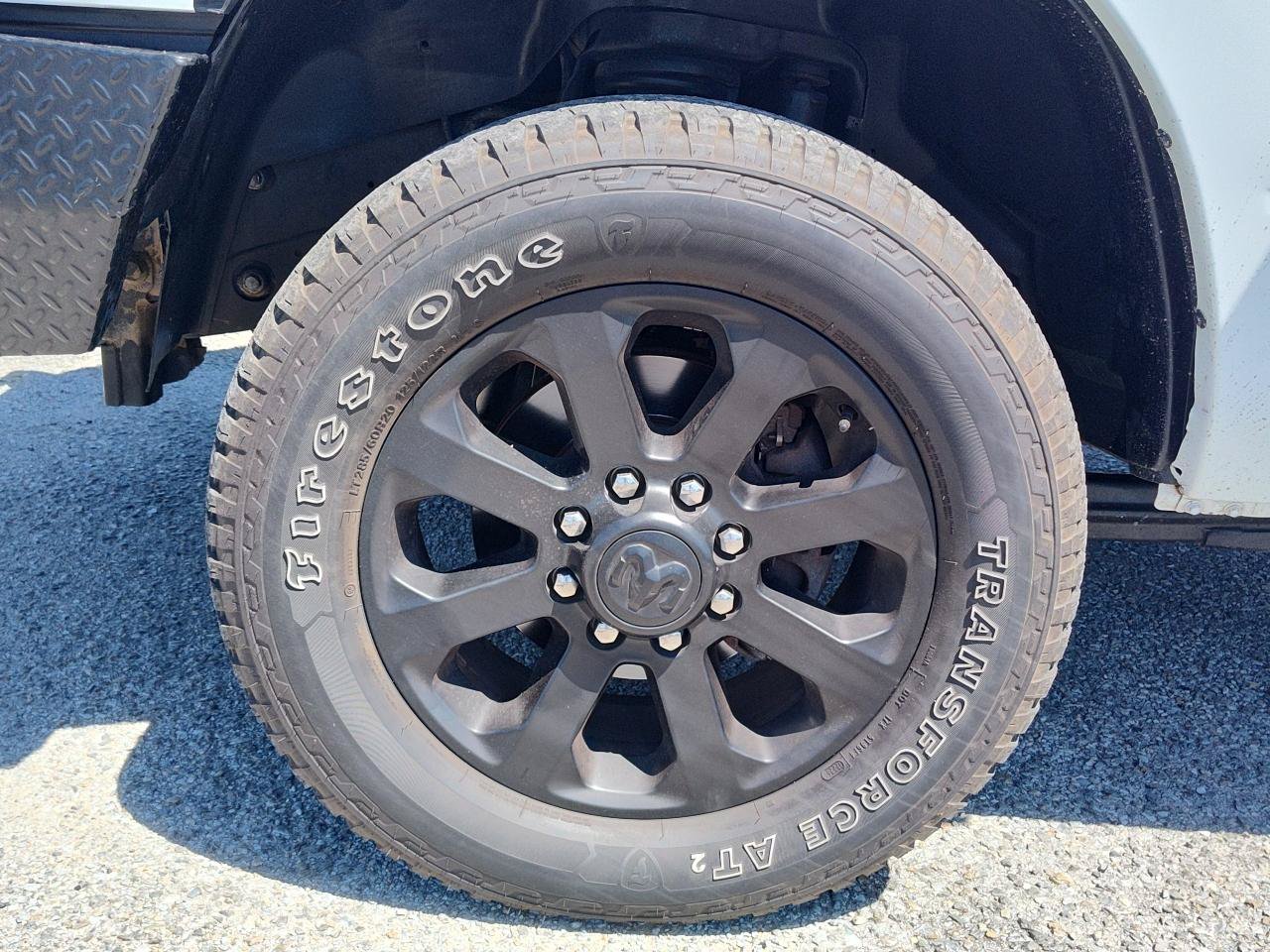 Used 2017 RAM 2500 SLT w/ Snow Chief Group AWD/4WD image 11
