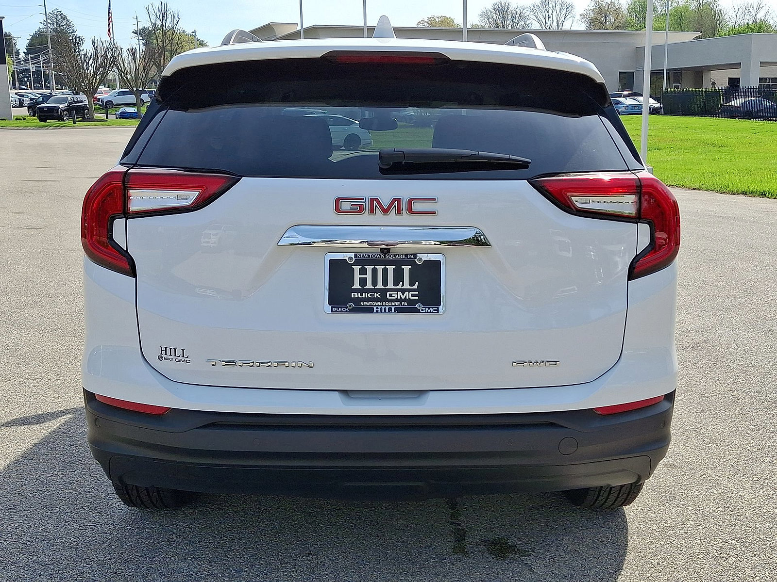 Certified 2022 GMC Terrain SLE w/ Driver Convenience Package AWD/4WD image 23