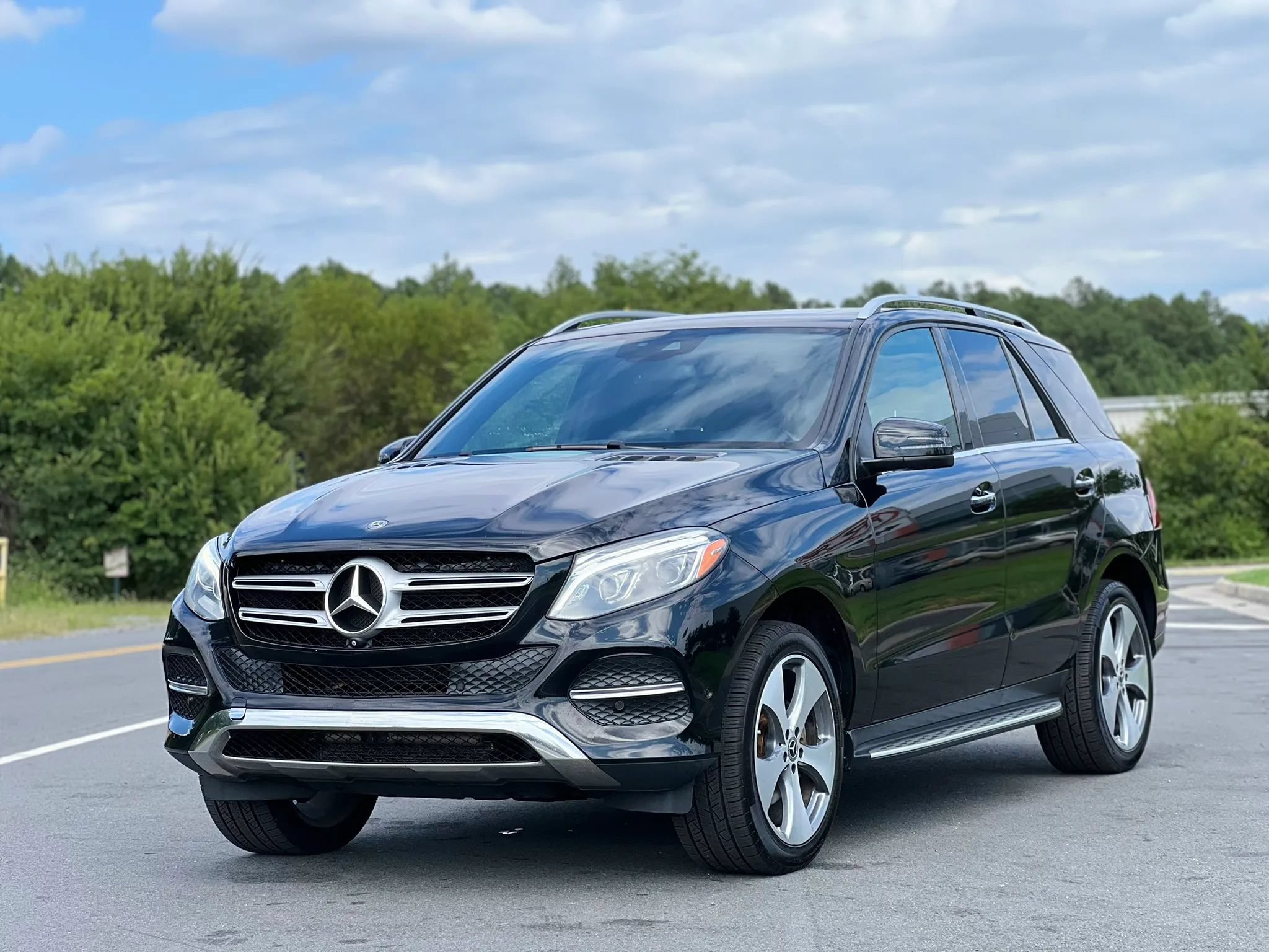 Used 2017 Mercedes-Benz GLE 350 4MATIC w/ Premium 2 Package