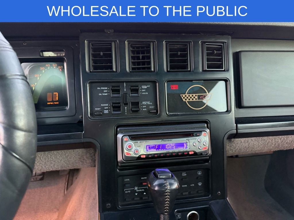 Used 1988 Chevrolet Corvette Coupe image 18