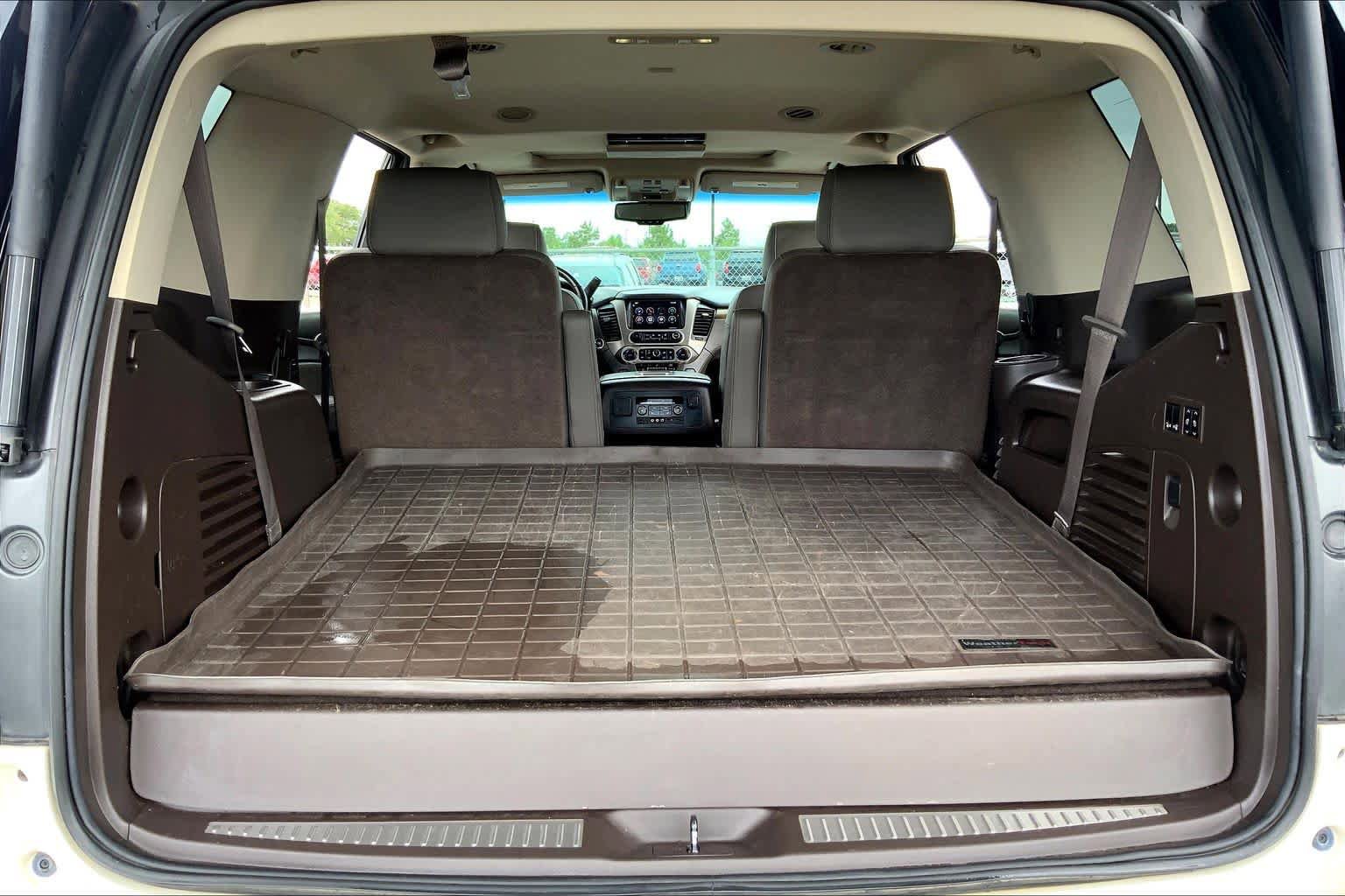 Used 2015 GMC Yukon Denali w/ Touring Package AWD/4WD image 33