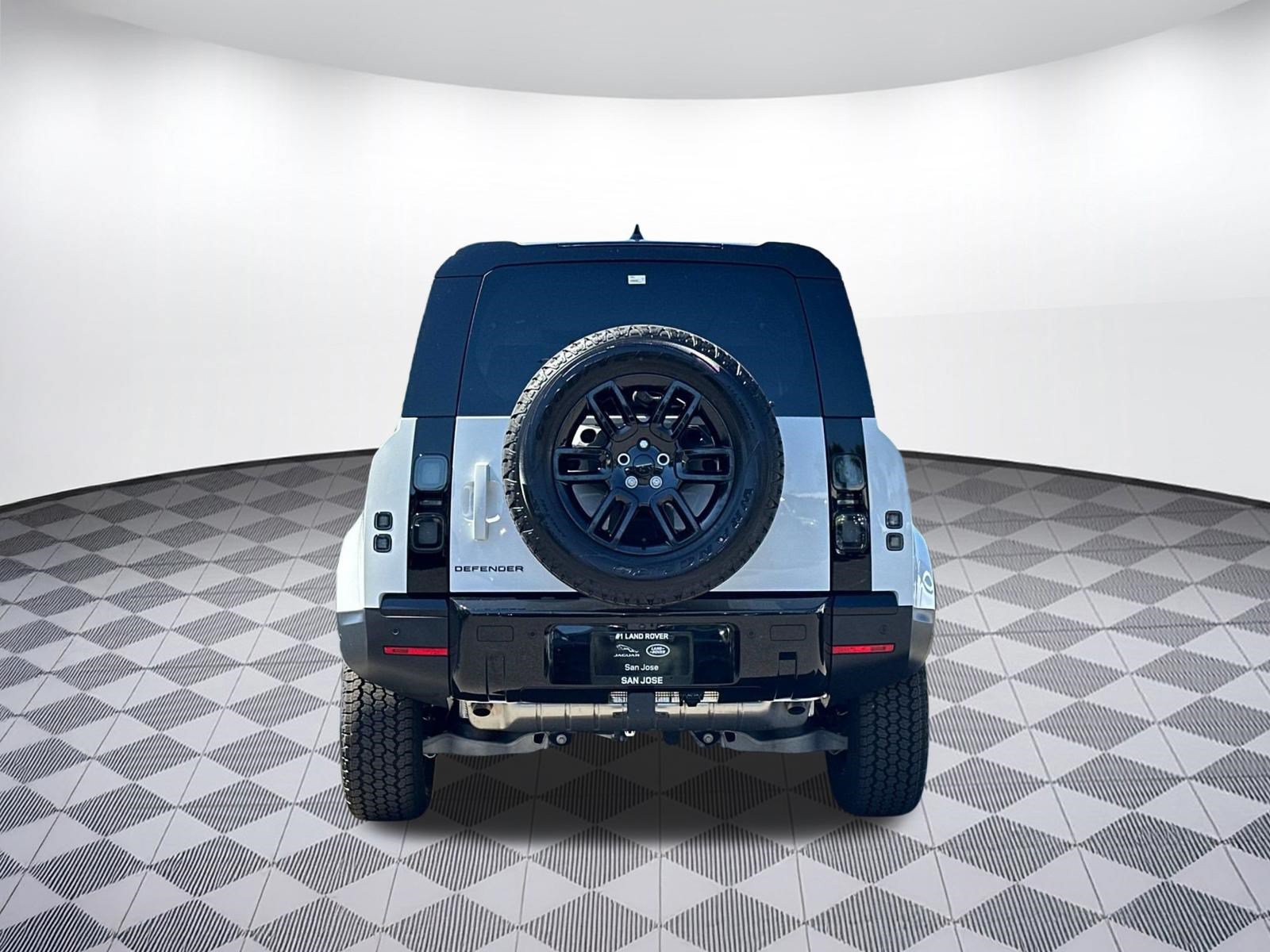 New 2026 Land Rover Defender 110 S AWD/4WD image 9