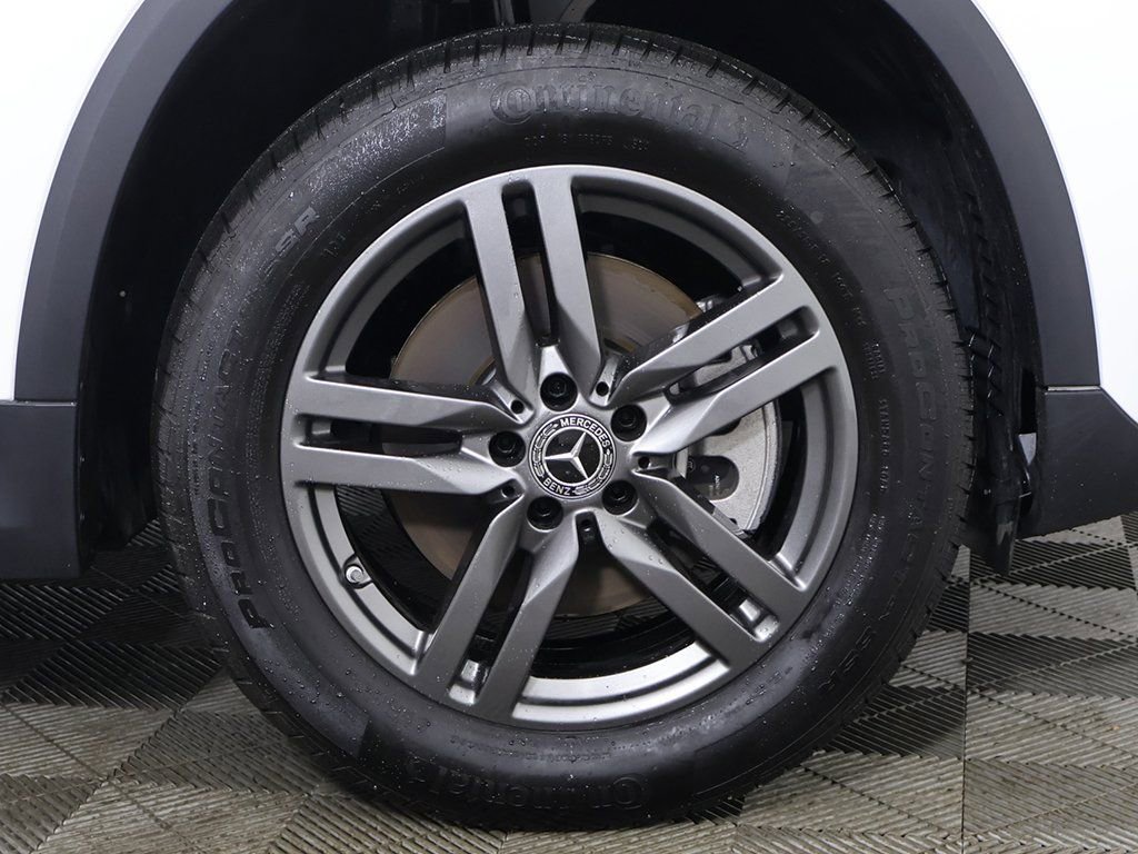 Used 2025 Mercedes-Benz GLA 250 4MATIC image 22