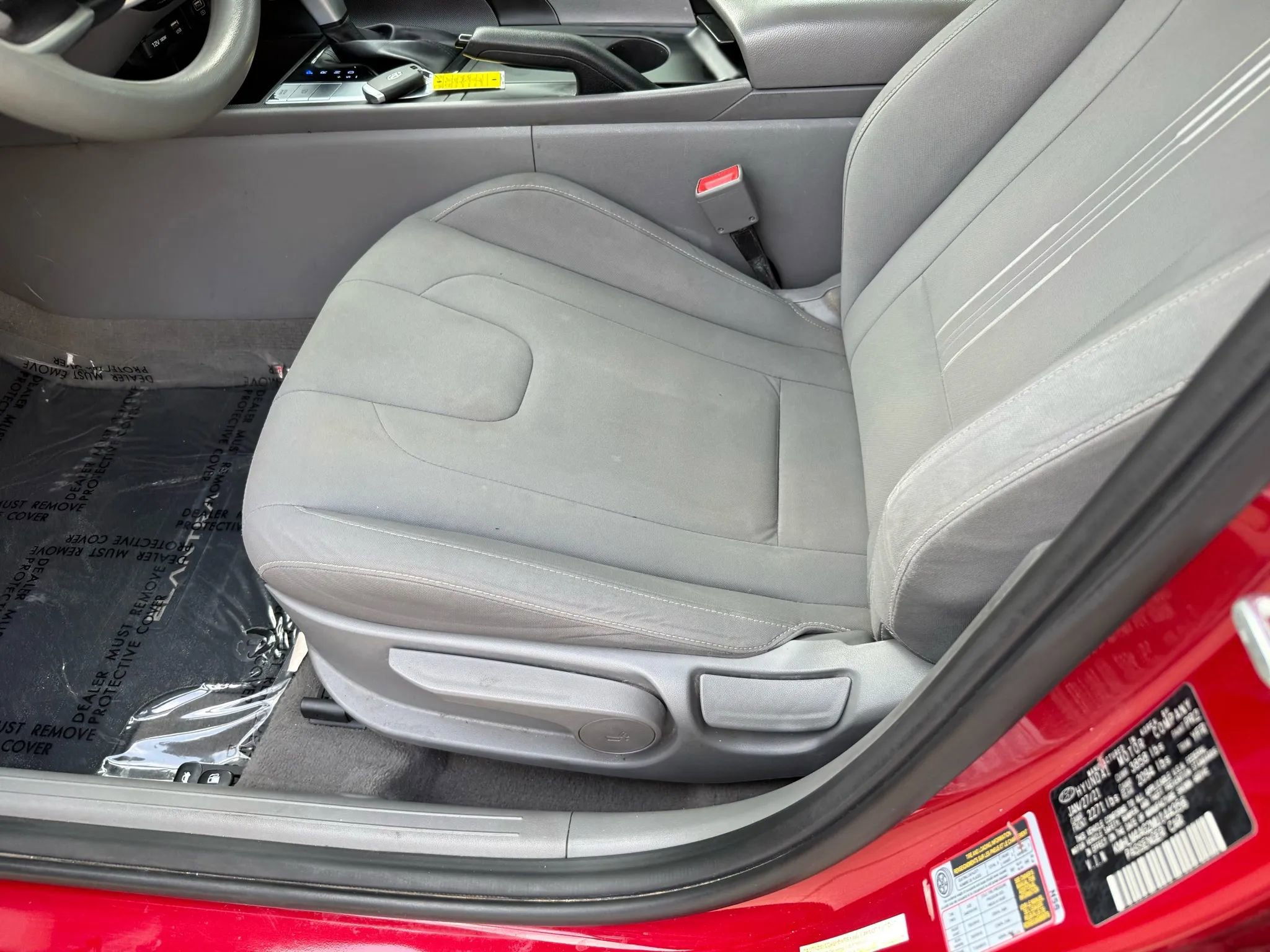 Used 2021 Hyundai Elantra SEL image 11