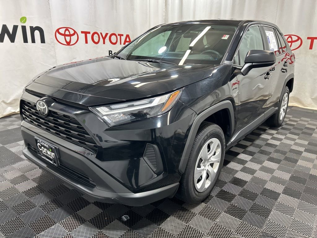 Used 2024 Toyota RAV4 LE image 3