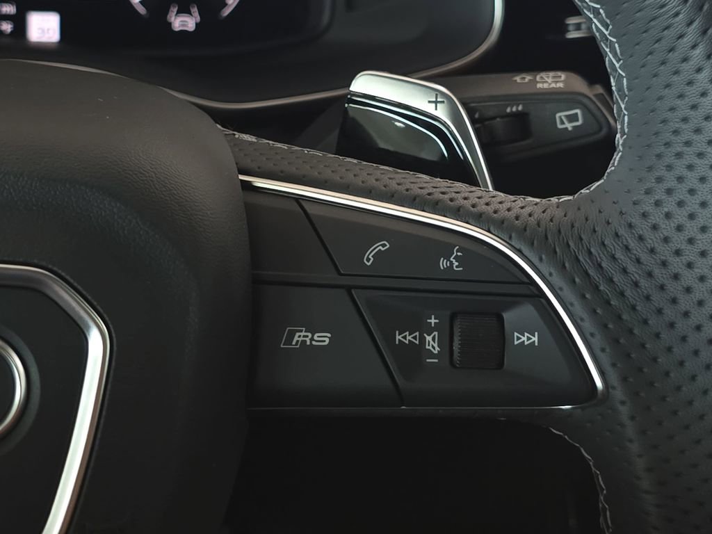 New 2026 Audi RS Q8 performance image 13