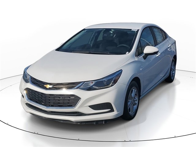 Certified 2017 Chevrolet Cruze LT w/ Convenience Package image 2