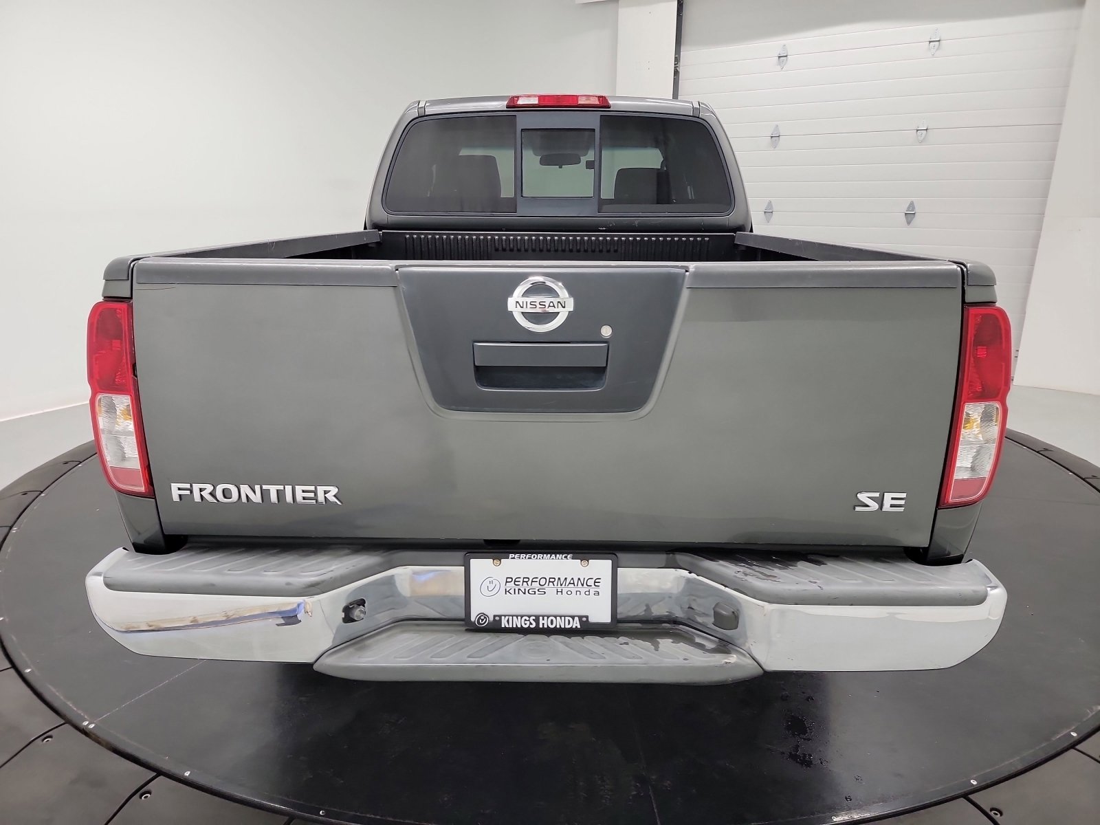 Used 2007 Nissan Frontier SE w/ SE Value Truck Pkg image 4