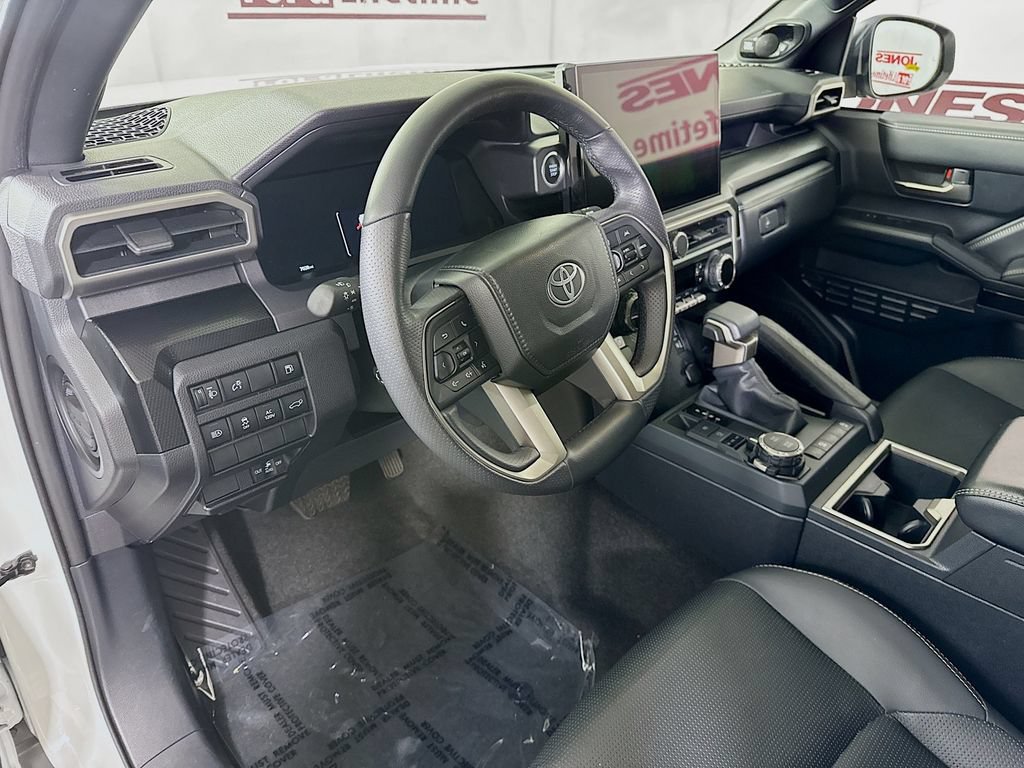 Certified 2025 Toyota 4Runner Limited AWD/4WD image 19