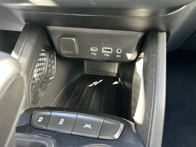 Used 2021 Chevrolet TrailBlazer LT FWD image 28