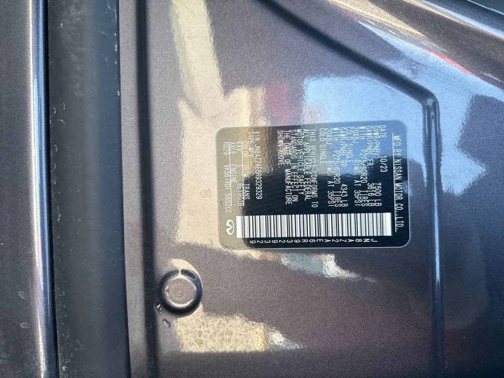 Used 2024 INFINITI QX80 Luxe image 31