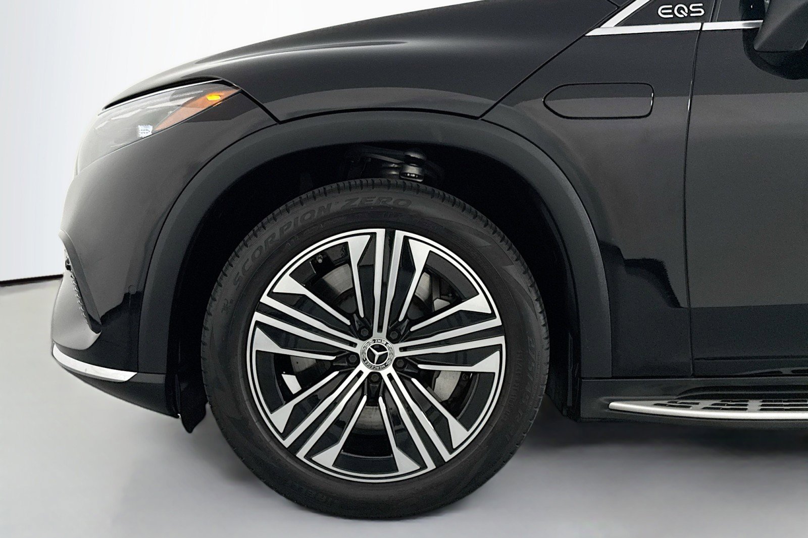 Certified 2023 Mercedes-Benz EQS 450+ SUV image 10