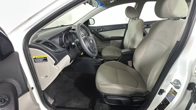 Used 2012 Kia Forte EX FWD image 11