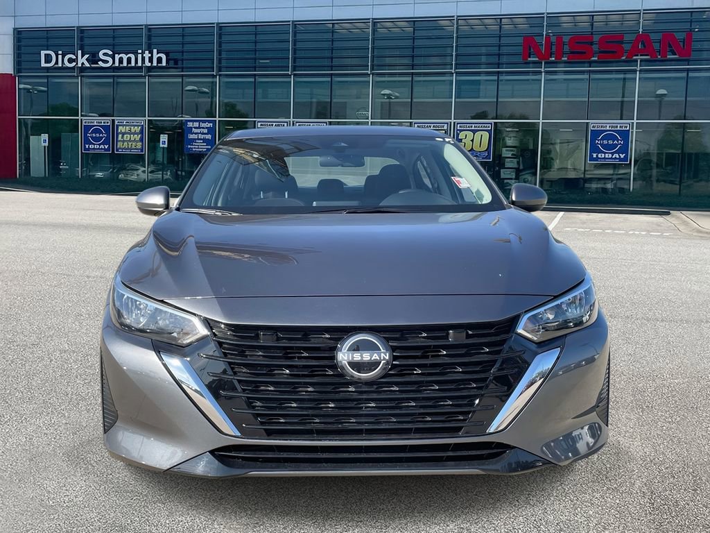 Used 2025 Nissan Sentra S image 2