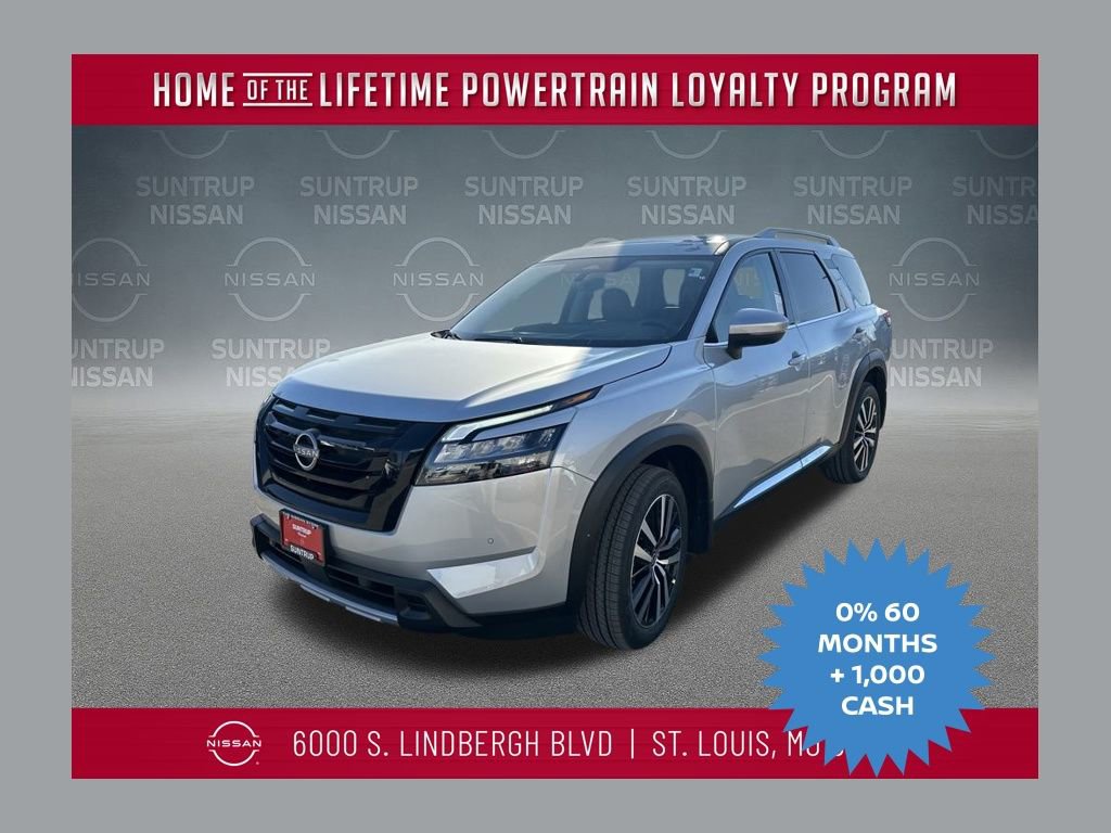 New 2025 Nissan Pathfinder Platinum w/ Black Appearance Package