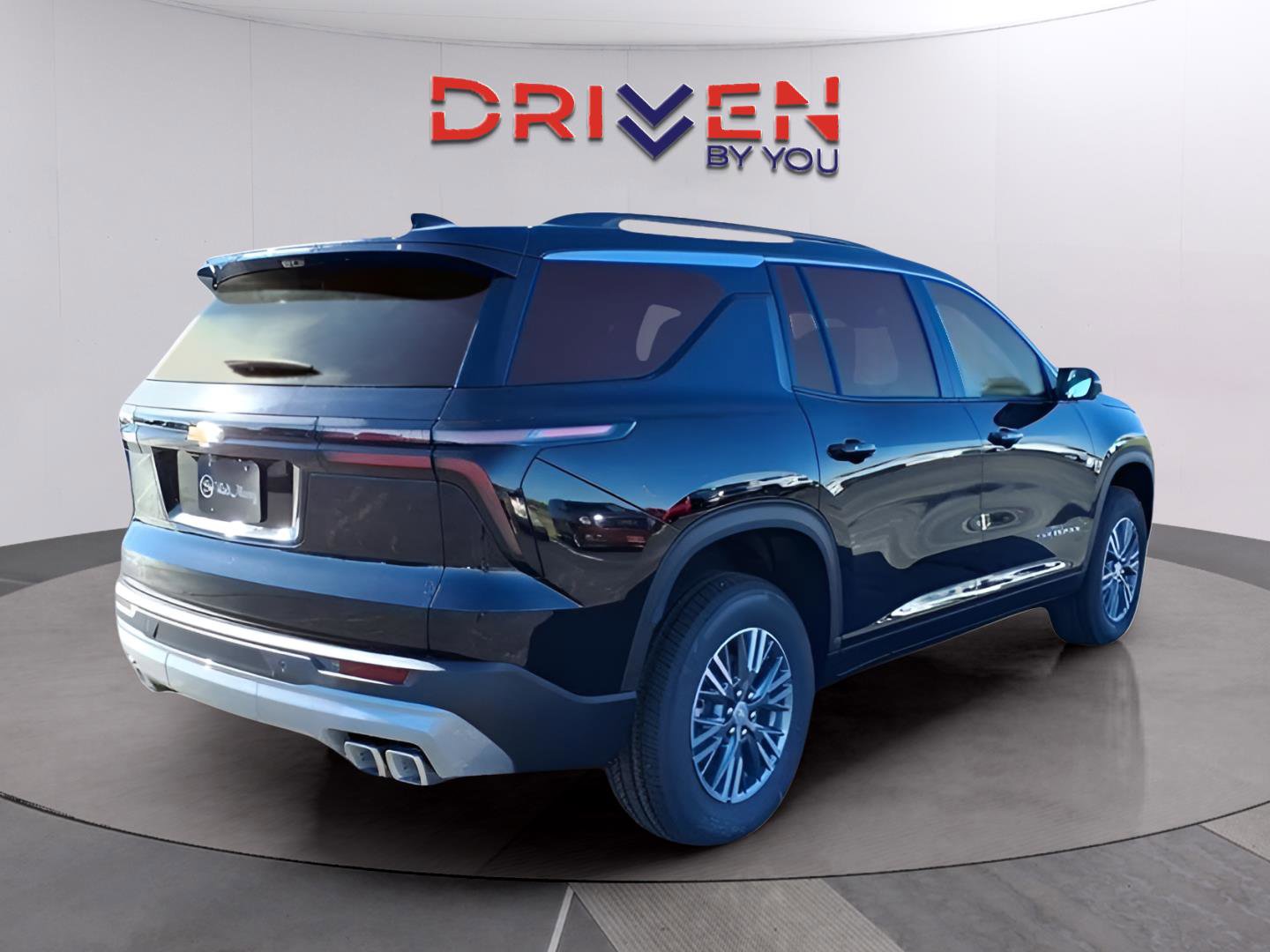 New 2026 Chevrolet Traverse LT w/ Driver Confidence Package image 5