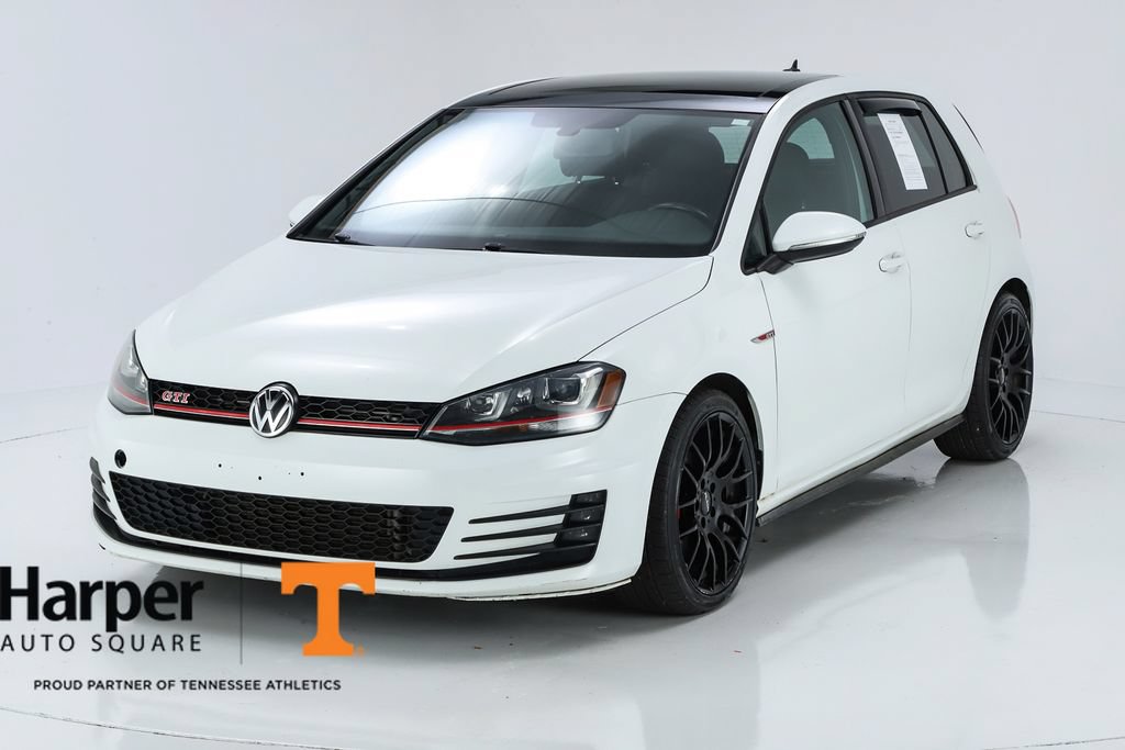 Used 2017 Volkswagen GTI SE FWD image 39
