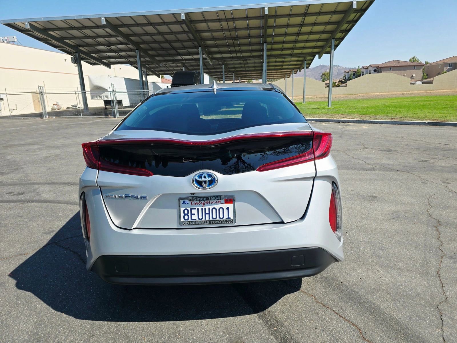 Used 2018 Toyota Prius Prime Premium image 7