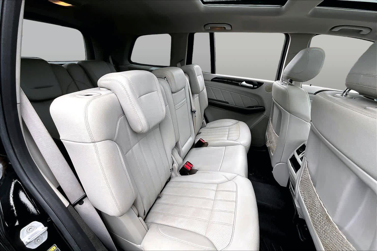 Used 2015 Mercedes-Benz GL 450 4MATIC image 21