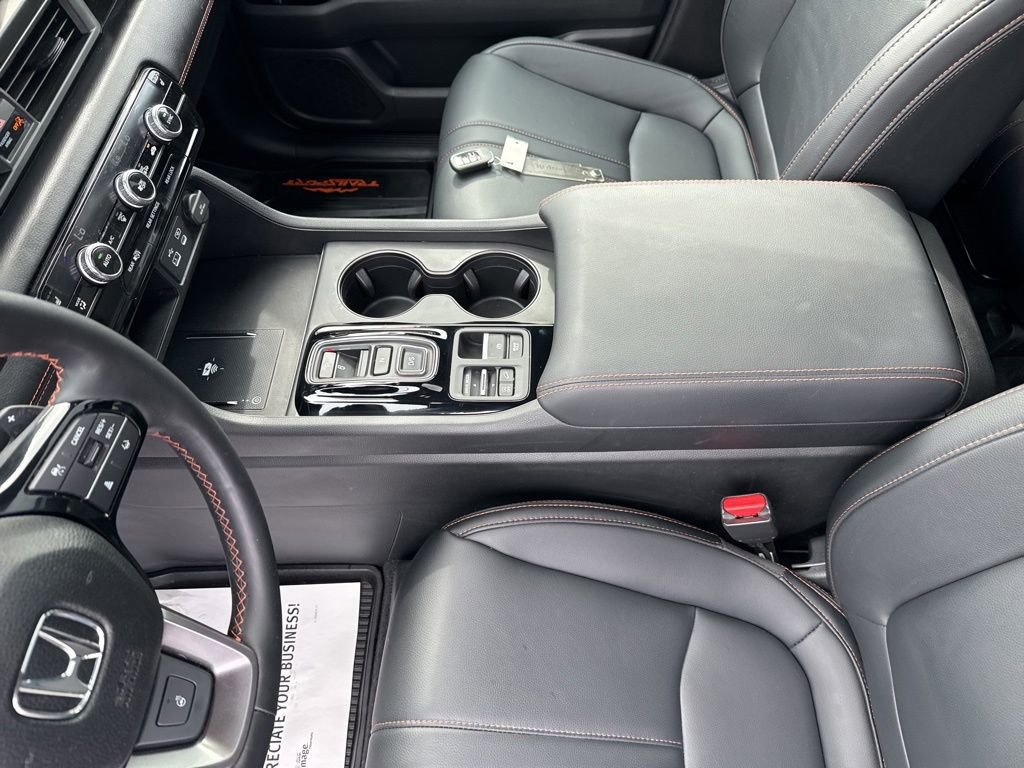 Used 2024 Honda Pilot TrailSport image 30