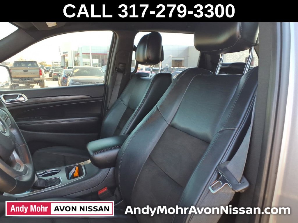 Used 2019 Jeep Grand Cherokee Altitude AWD/4WD image 16