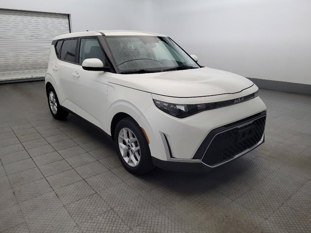 Used 2023 Kia Soul LX w/ LX Technology Package image 13