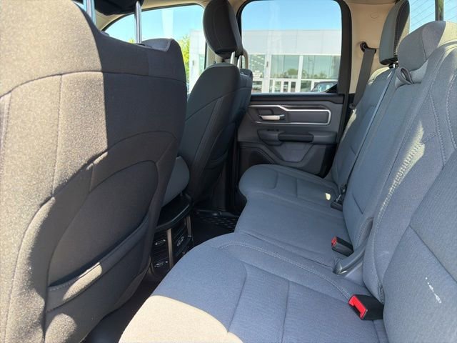 Used 2020 RAM 1500 Big Horn AWD/4WD image 36