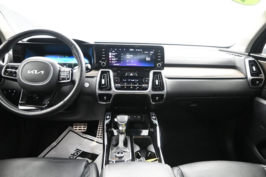 Used 2023 Kia Sorento SX Prestige AWD/4WD image 36