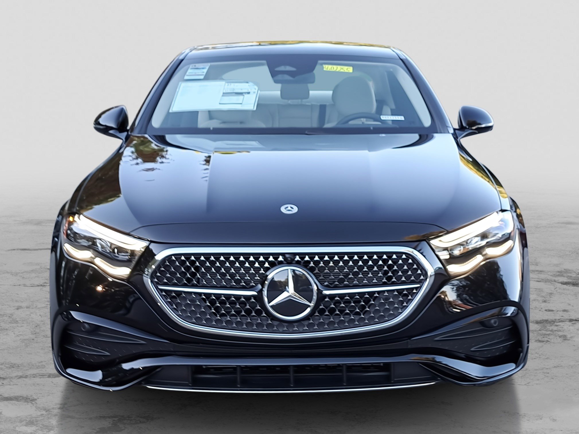 New 2026 Mercedes-Benz E 350 4MATIC Sedan image 2